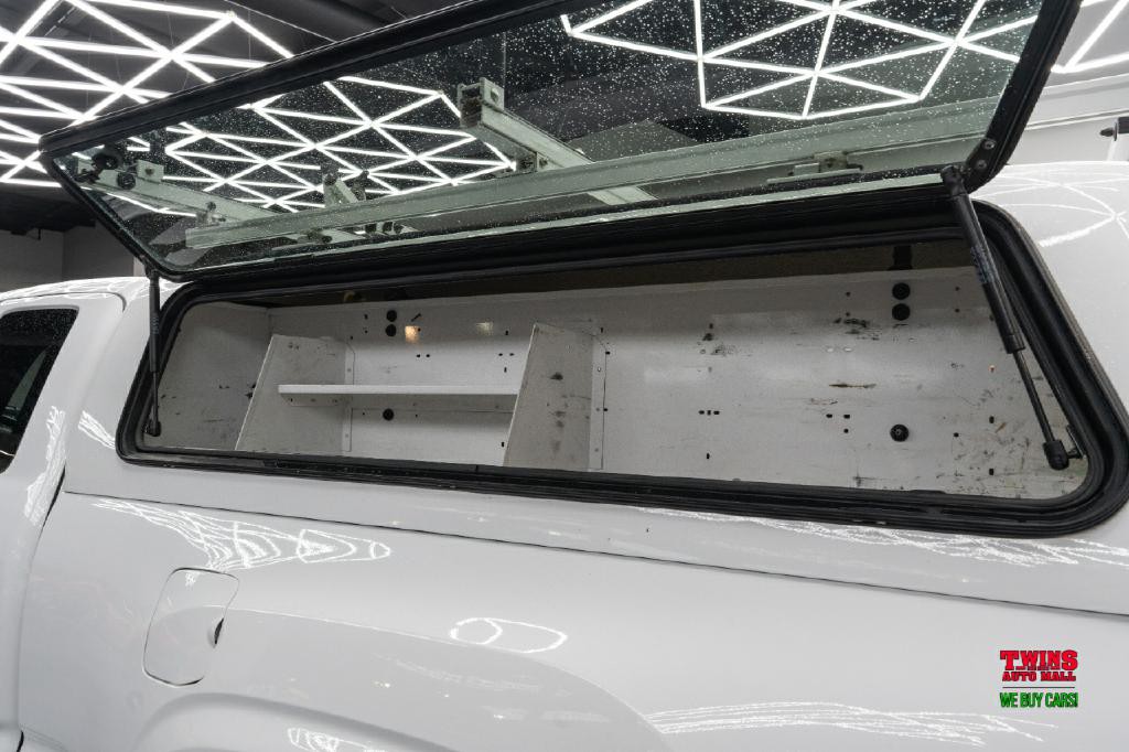 2019 Toyota Tacoma Image 23