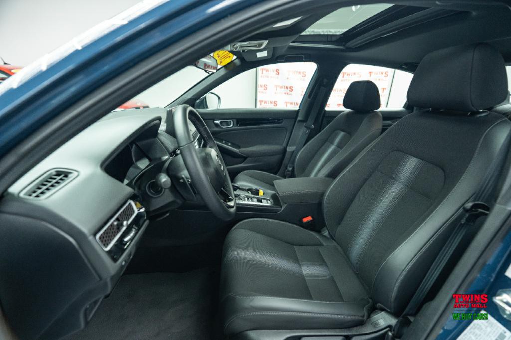2025 Honda Civic Image 12