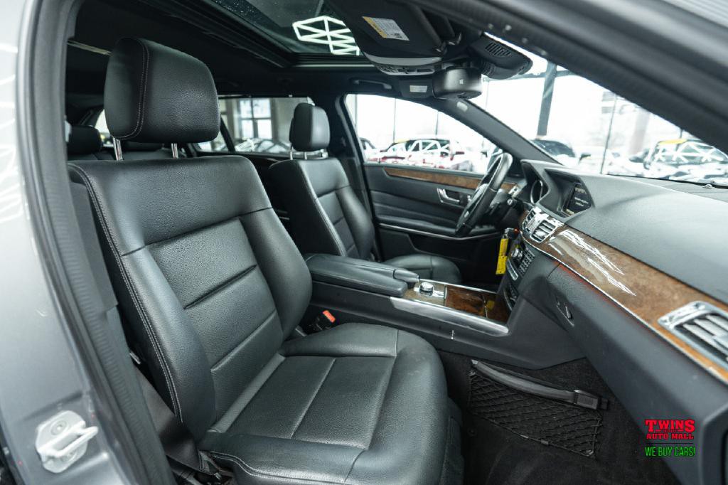 2015 Mercedes-Benz E-Class Image 16