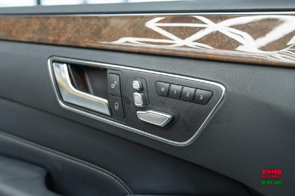 2015 Mercedes-Benz E-Class Image 25