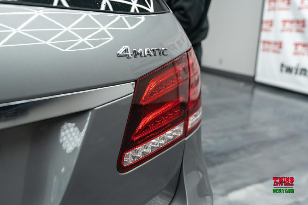 2015 Mercedes-Benz E-Class Image 32