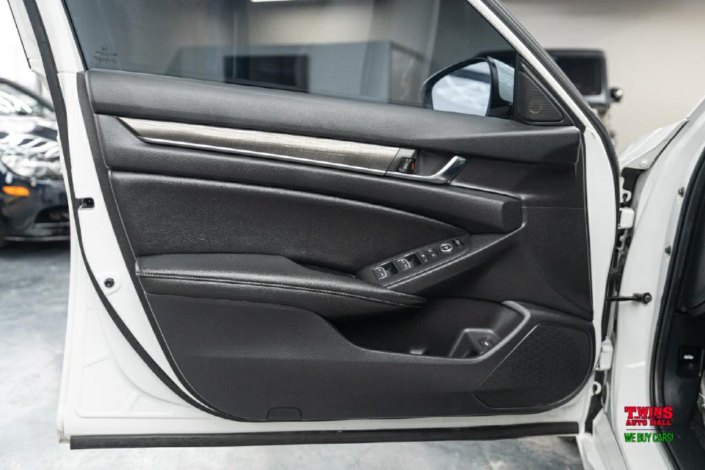 2020 Honda Accord Image 10
