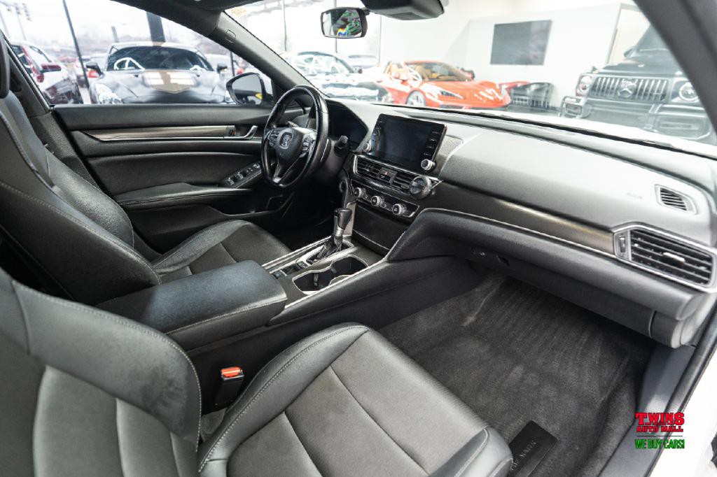 2020 Honda Accord Image 16