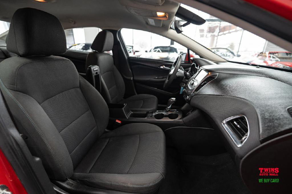 2017 Chevrolet Cruze Image 14