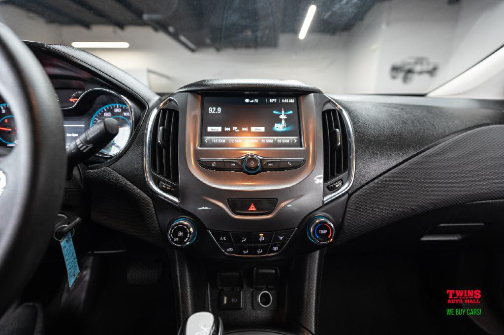 2017 Chevrolet Cruze Image 20