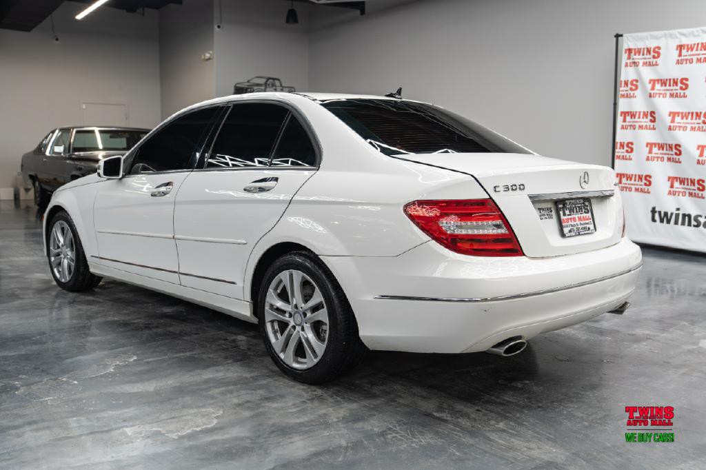 2014 Mercedes-Benz C-Class Image 4
