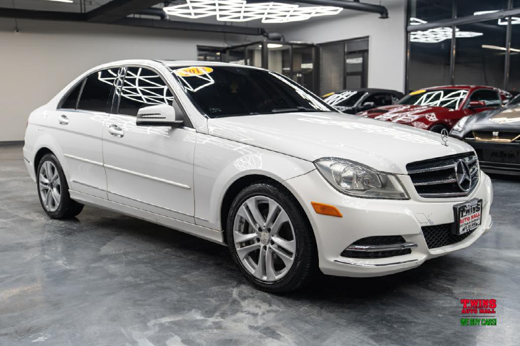 2014 Mercedes-Benz C-Class Image 8