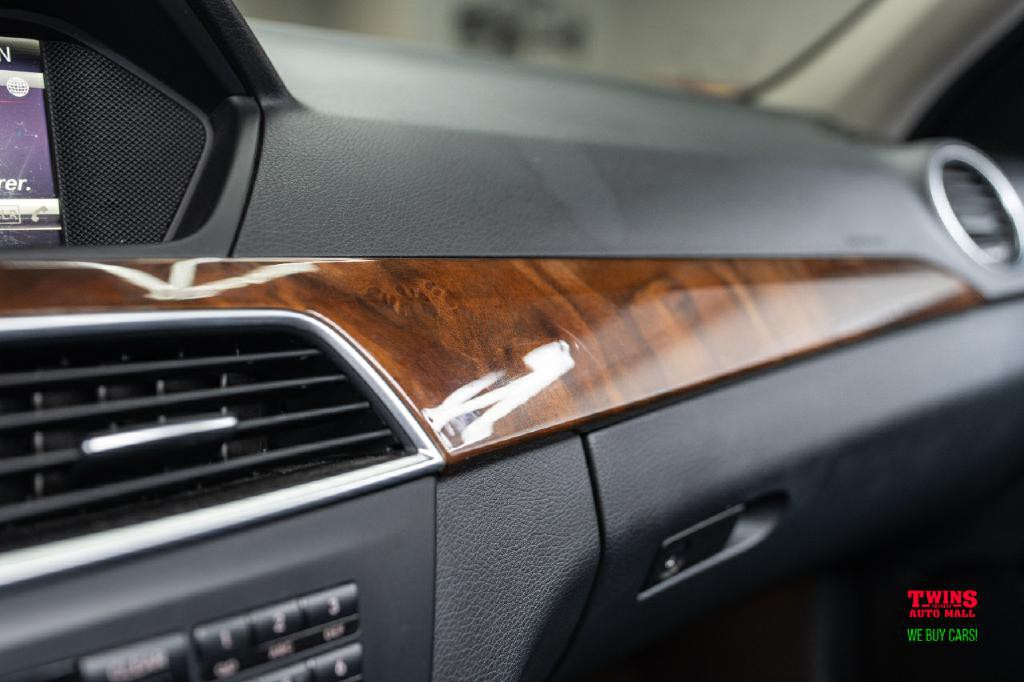 2014 Mercedes-Benz C-Class Image 22