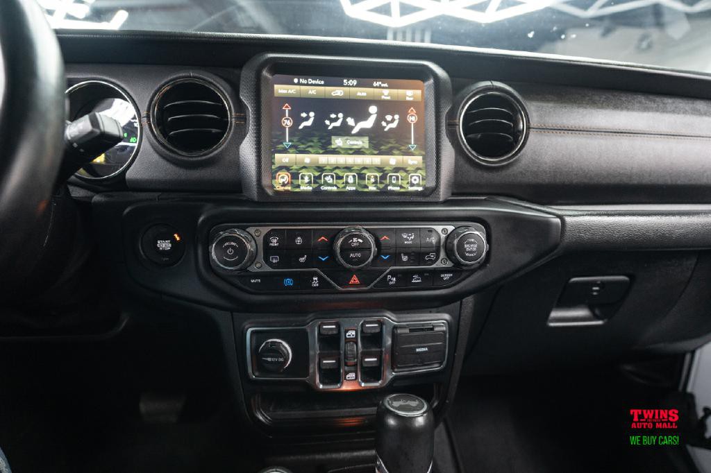 2021 Jeep Wrangler Image 24