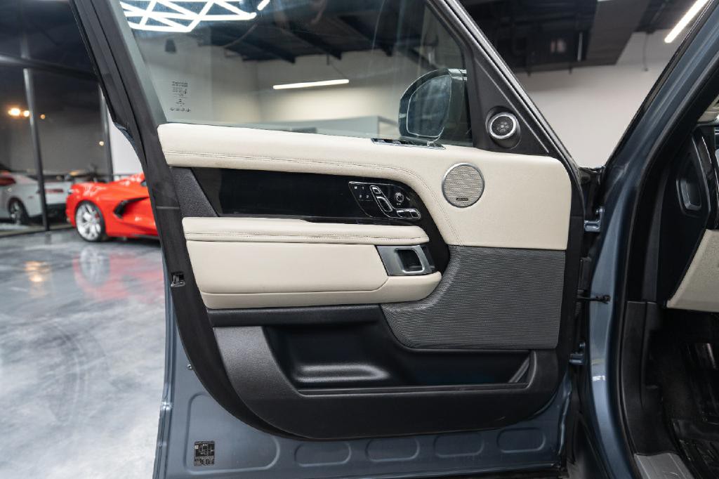 2019 Land Rover Range Rover Image 10