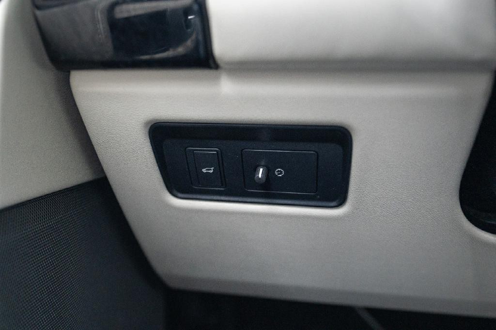 2019 Land Rover Range Rover Image 29
