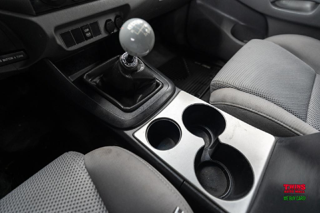 2015 Toyota Tacoma Image 22