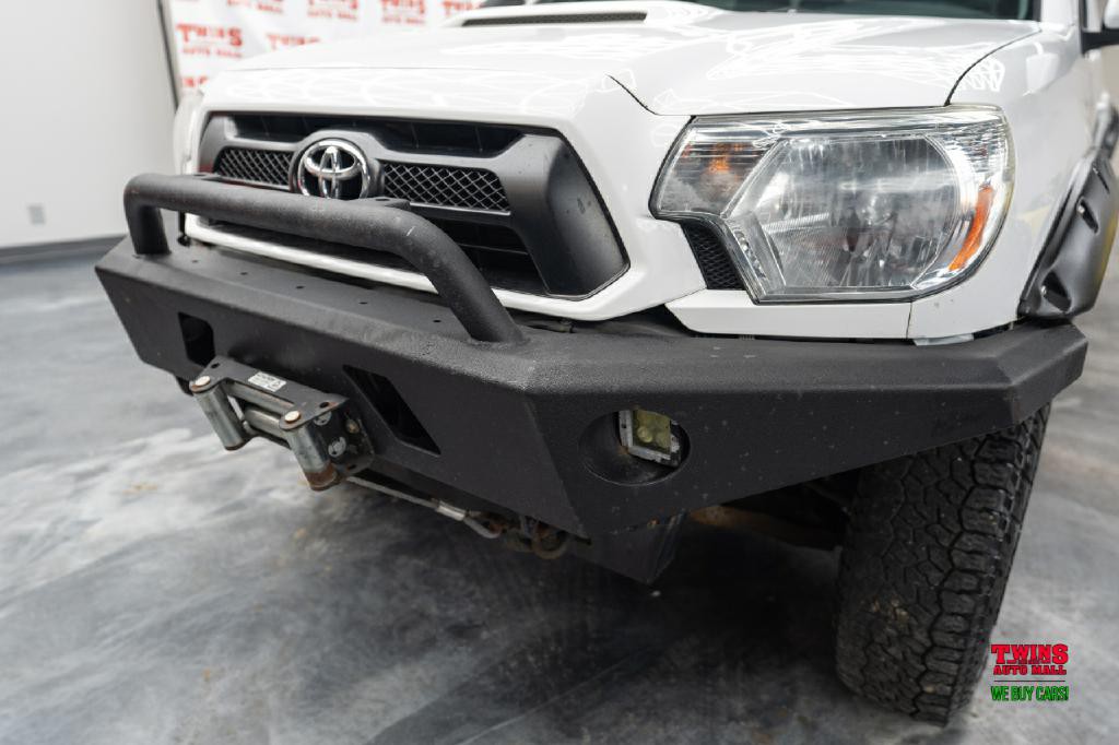 2015 Toyota Tacoma Image 32