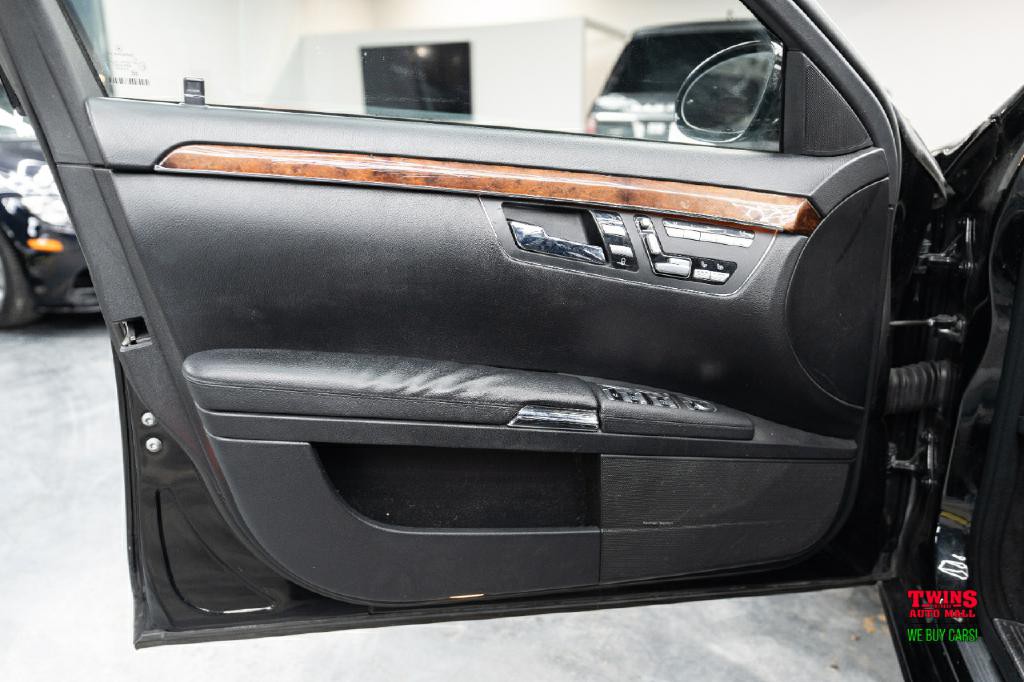 2008 Mercedes-Benz S-Class Image 10