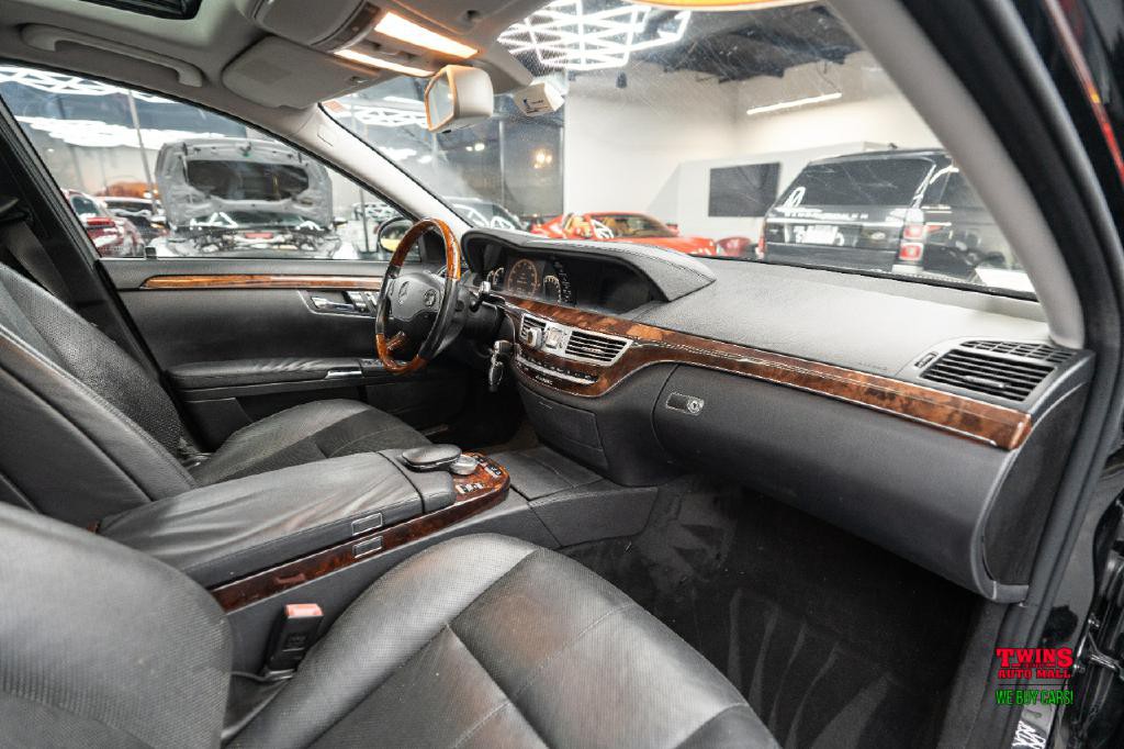2008 Mercedes-Benz S-Class Image 16