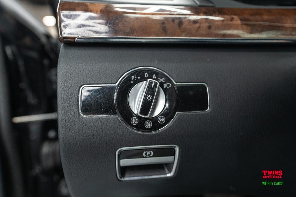 2008 Mercedes-Benz S-Class Image 21