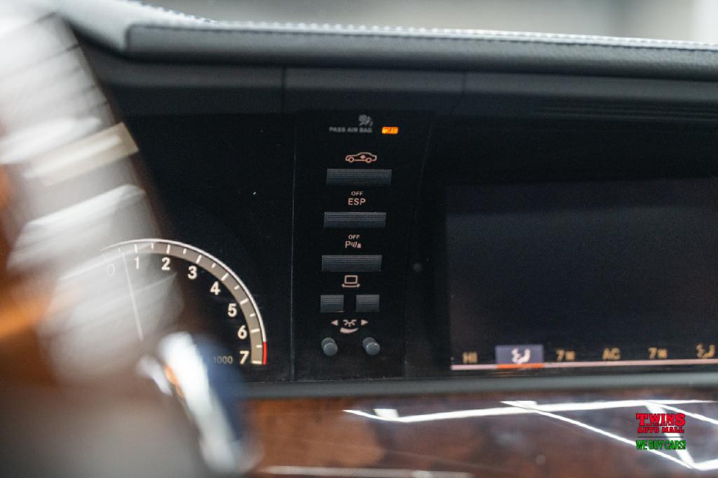 2008 Mercedes-Benz S-Class Image 23