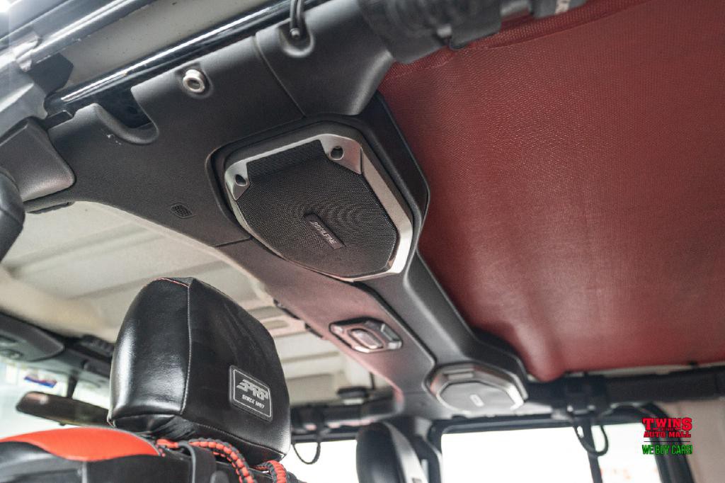 2020 Jeep Wrangler Image 32