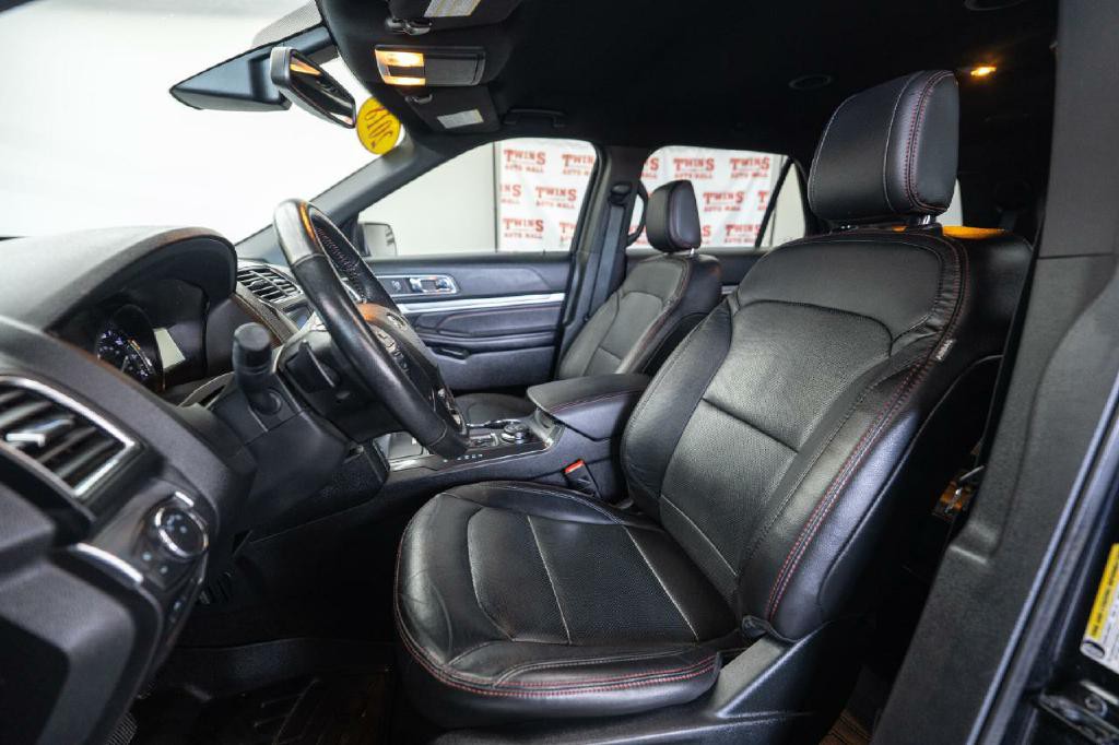 2018 Ford Explorer Image 12