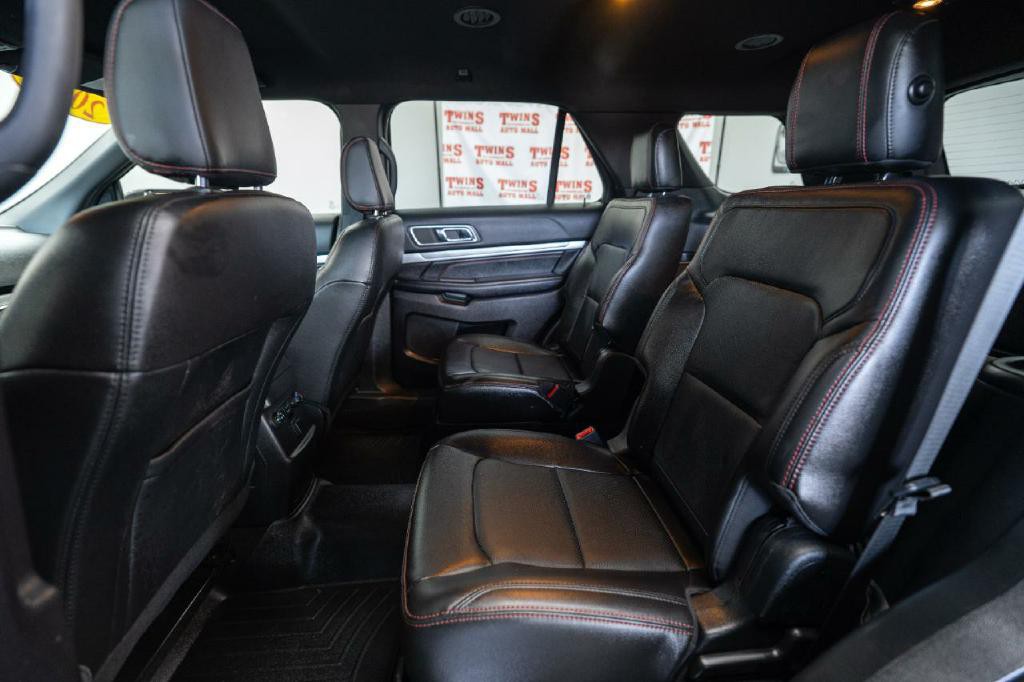 2018 Ford Explorer Image 13