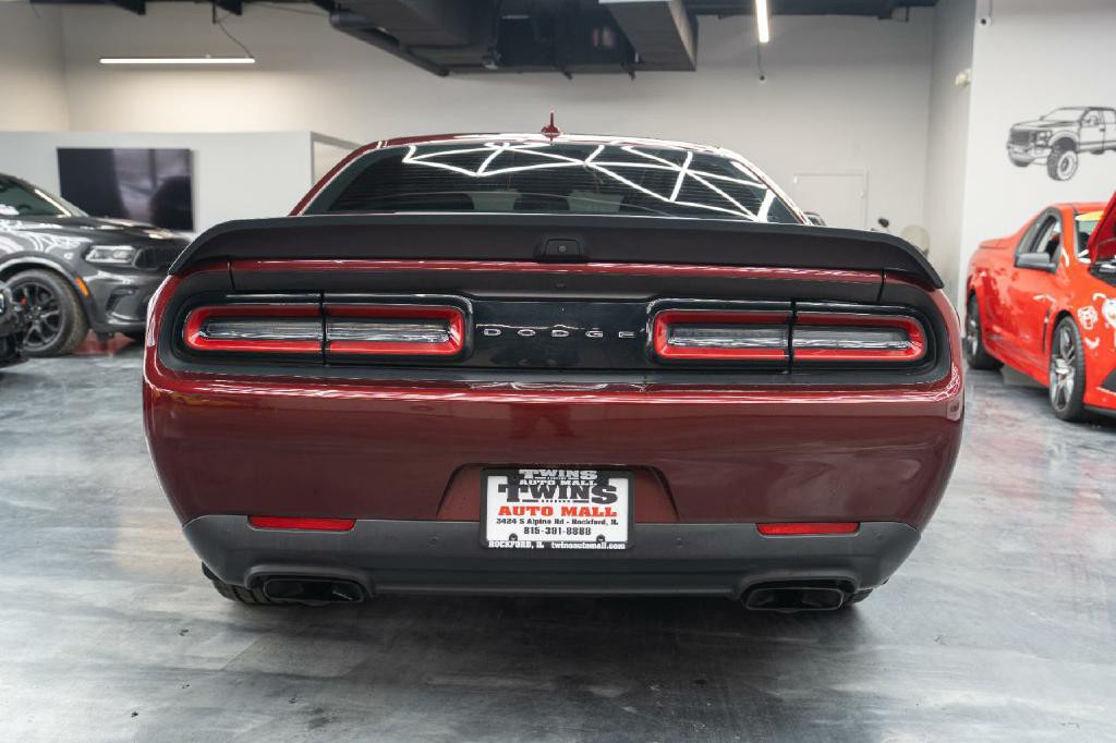 2019 Dodge Challenger Image 5