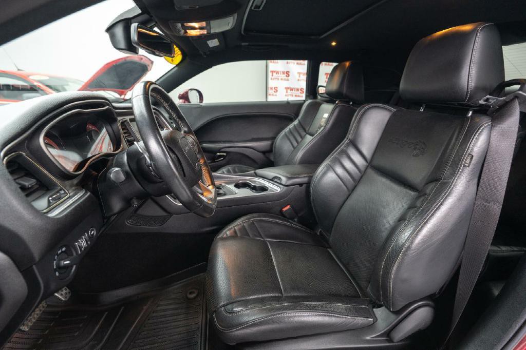 2019 Dodge Challenger Image 12