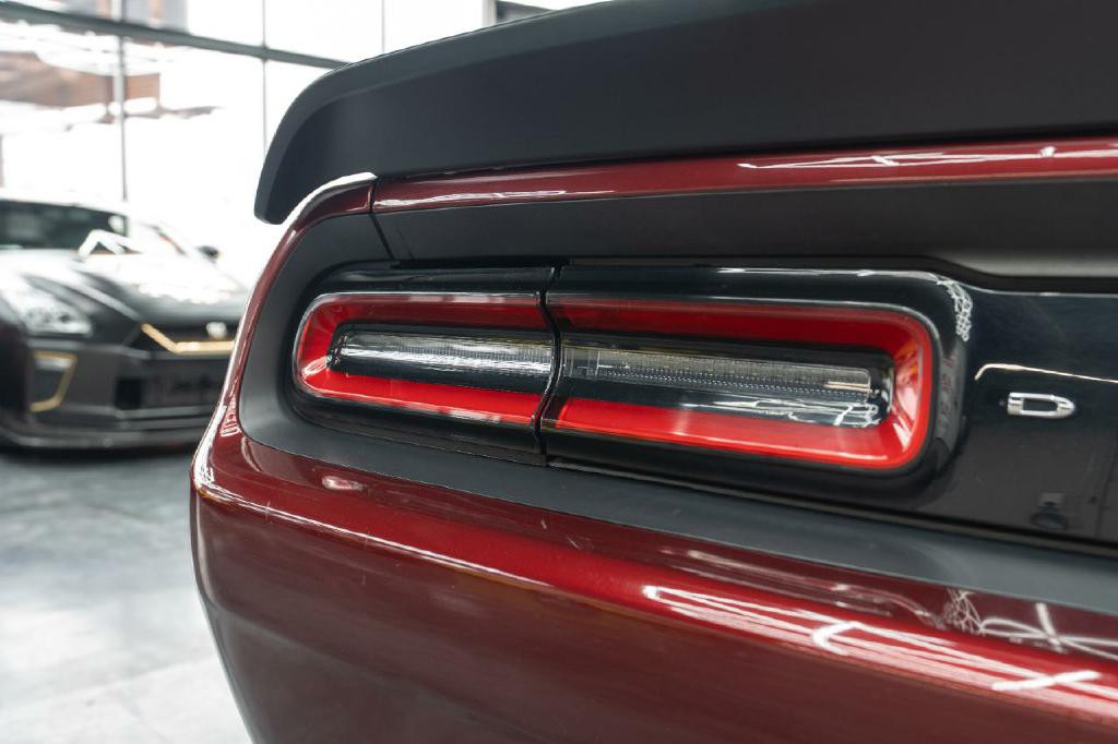 2019 Dodge Challenger Image 36