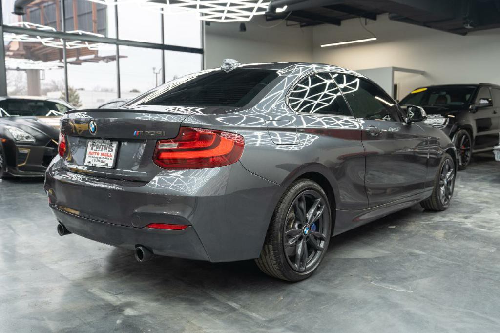 2016 BMW 2 Series Image 6