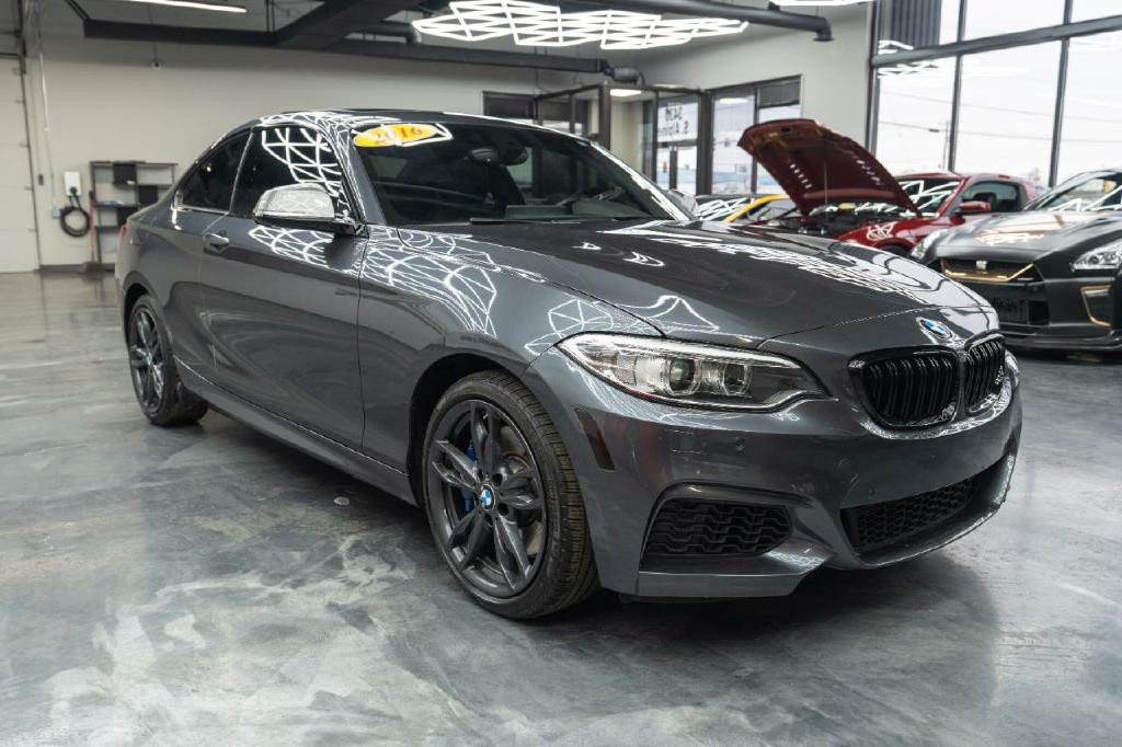 2016 BMW 2 Series Image 8