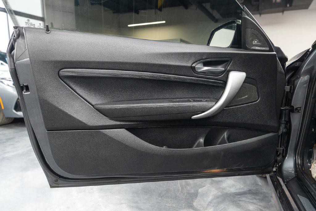 2016 BMW 2 Series Image 10