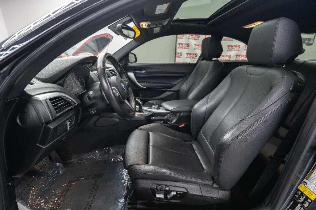 2016 BMW 2 Series Image 12