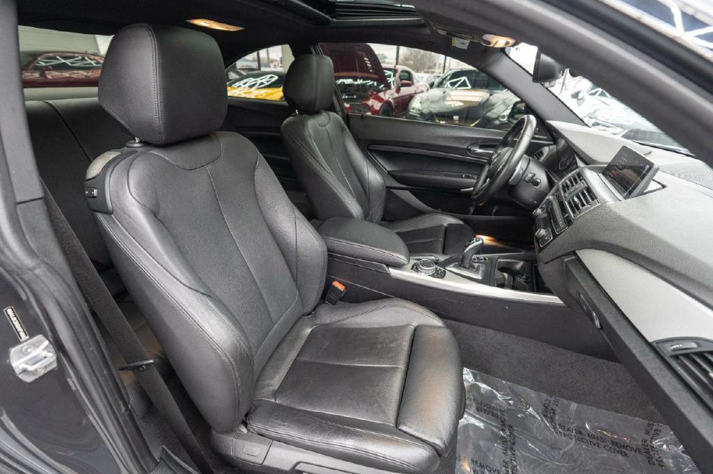 2016 BMW 2 Series Image 14