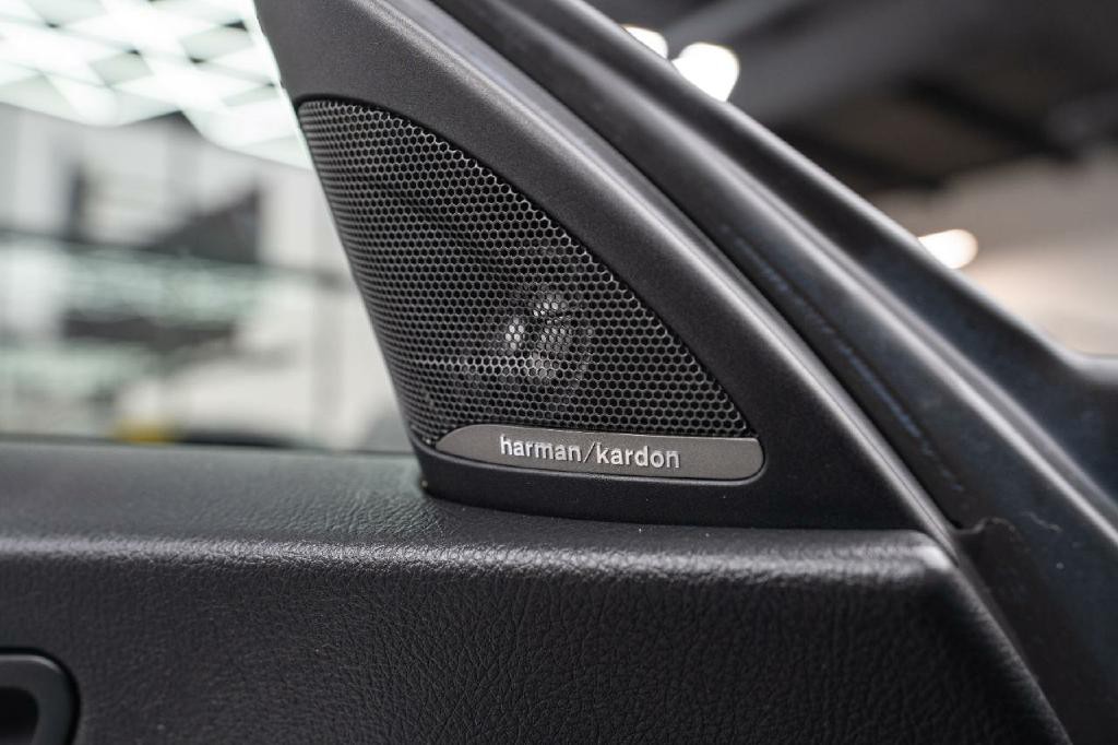 2016 BMW 2 Series Image 25