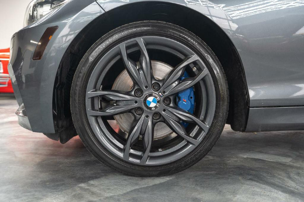 2016 BMW 2 Series Image 28