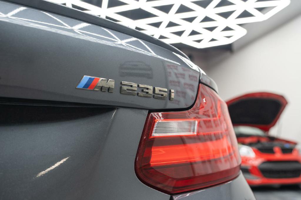 2016 BMW 2 Series Image 33