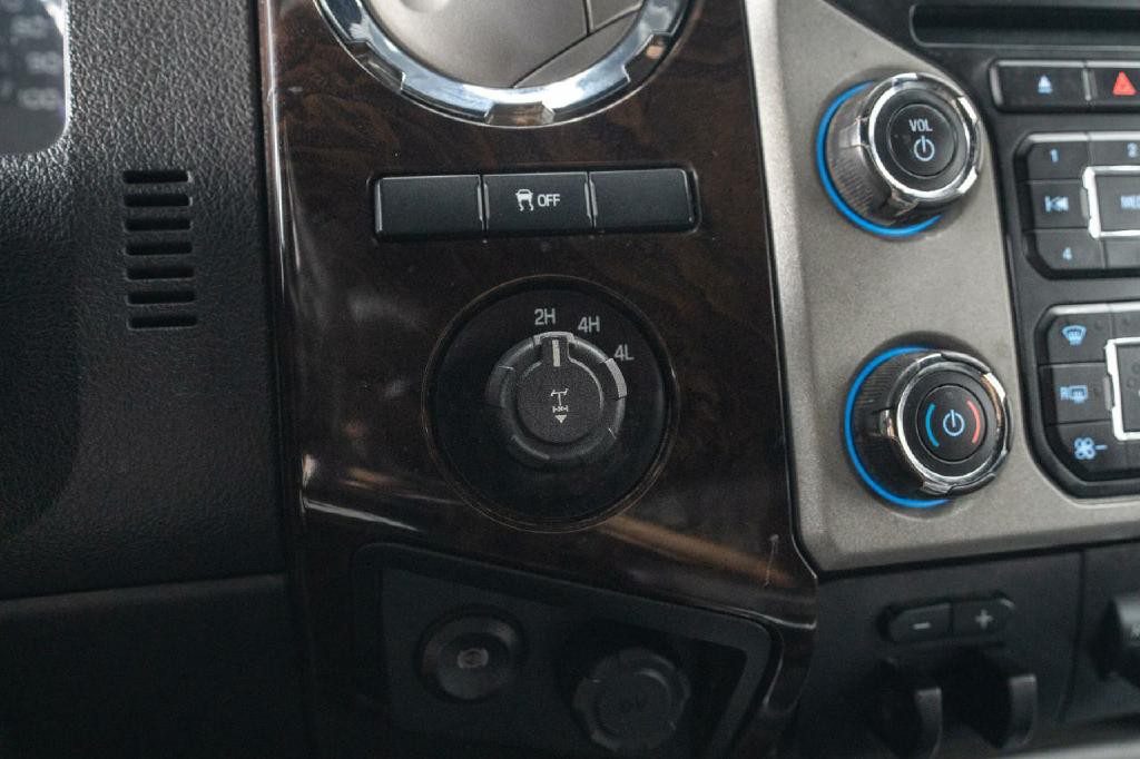 2015 Ford F-350 Image 22