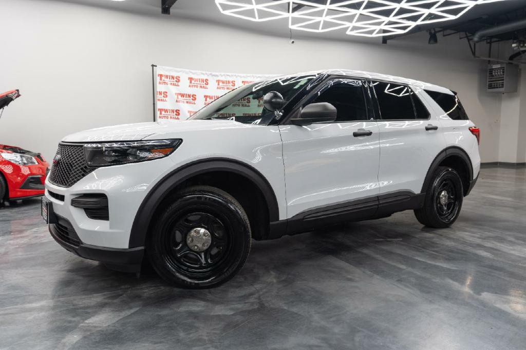 2020 Ford Explorer Image 2