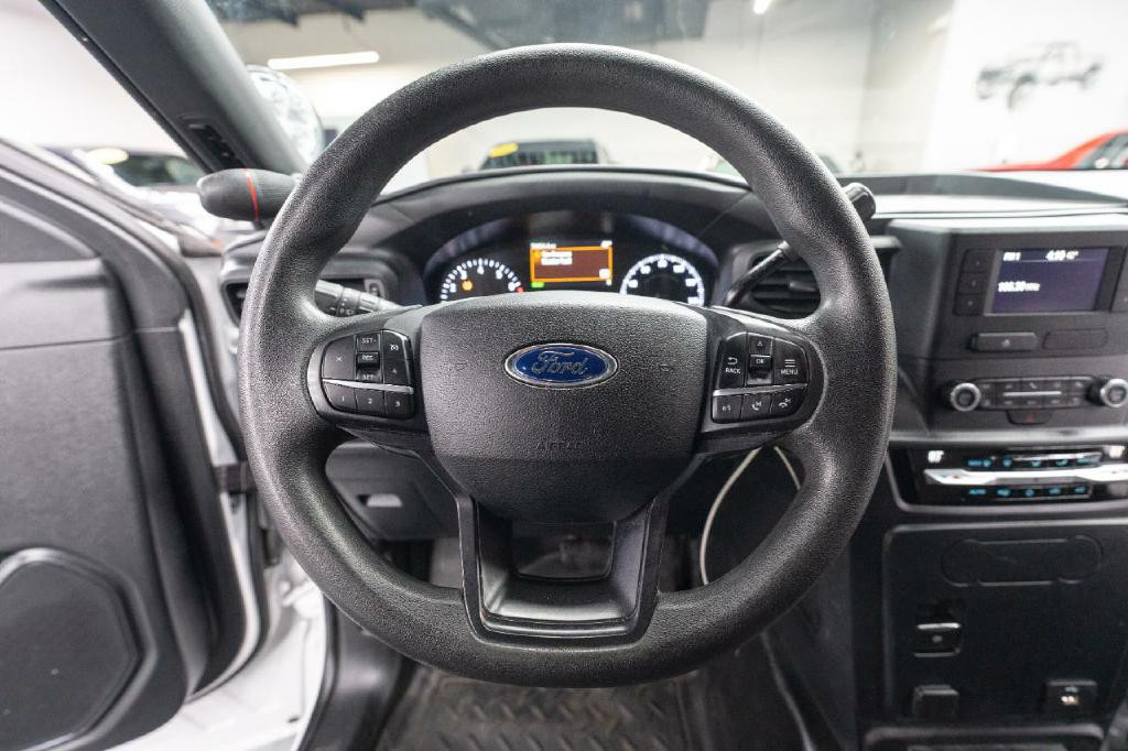 2020 Ford Explorer Image 16