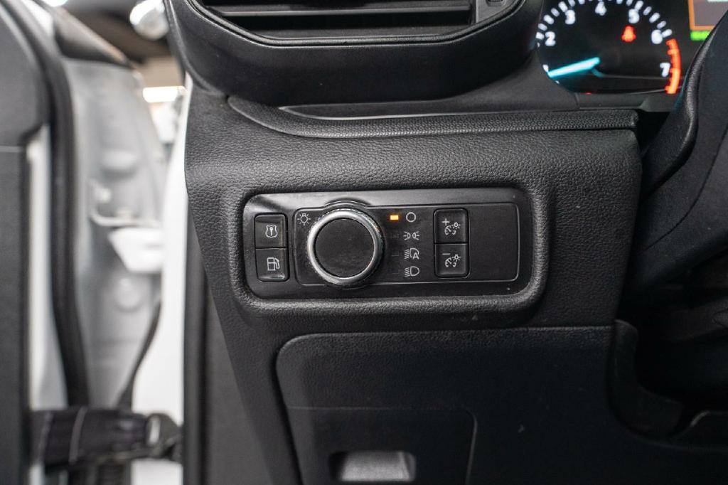 2020 Ford Explorer Image 20