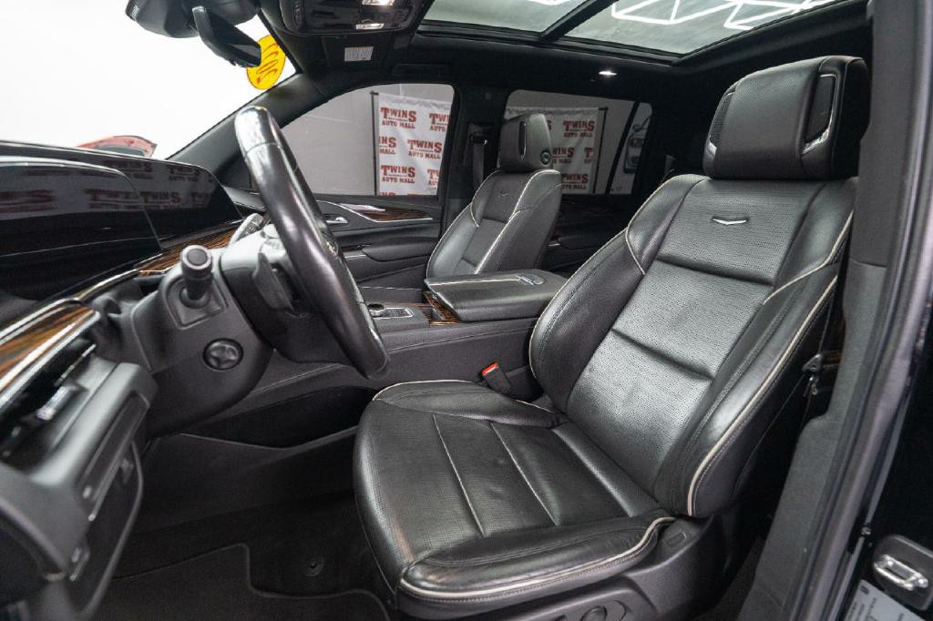 2022 Cadillac Escalade Image 12