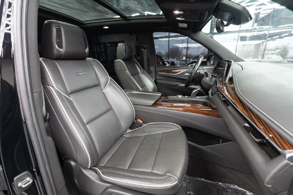 2022 Cadillac Escalade Image 18