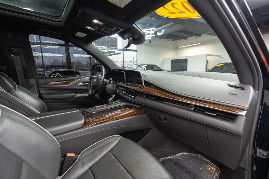 2022 Cadillac Escalade Image 19