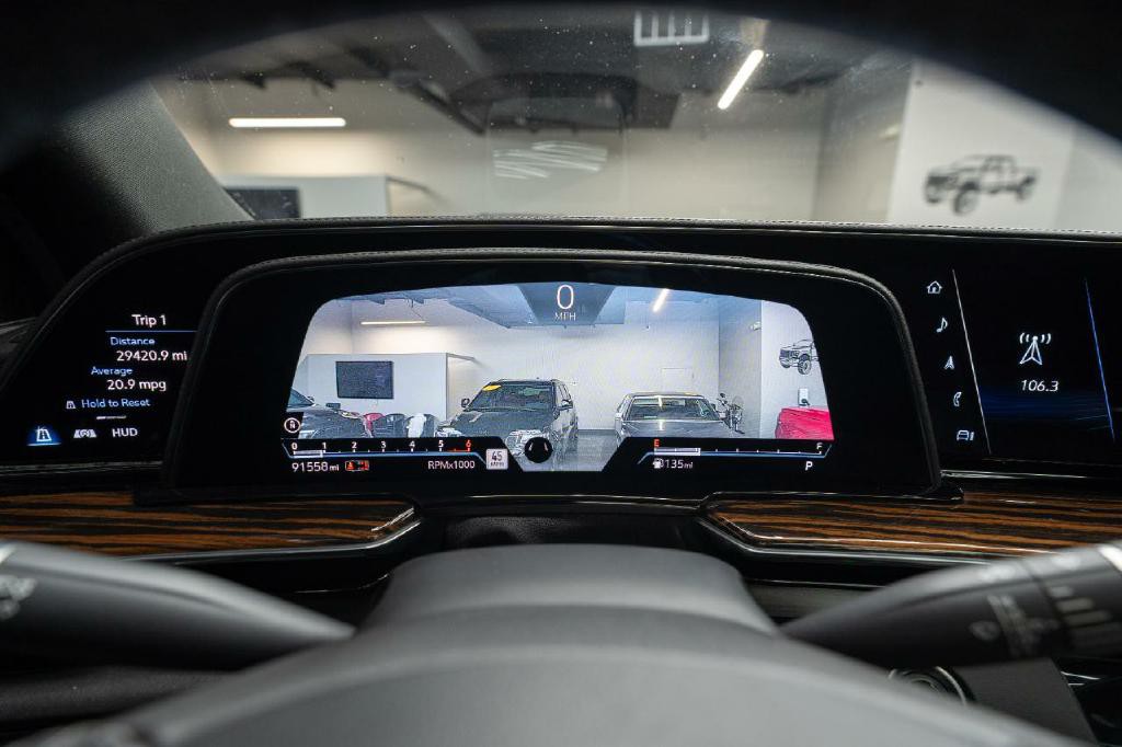 2022 Cadillac Escalade Image 21