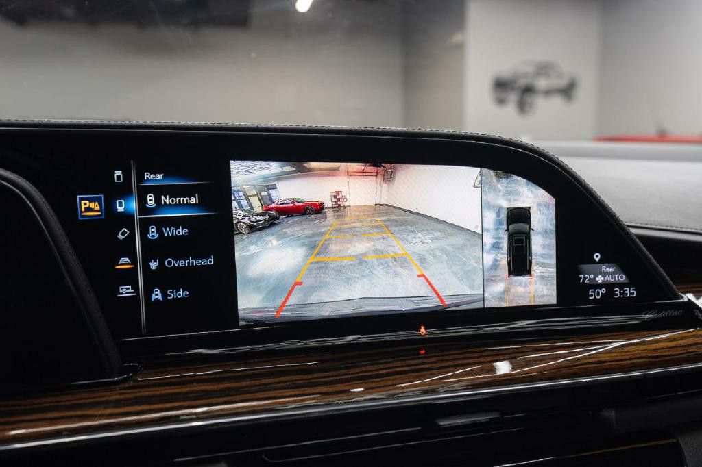 2022 Cadillac Escalade Image 22