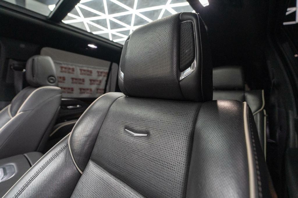 2022 Cadillac Escalade Image 31