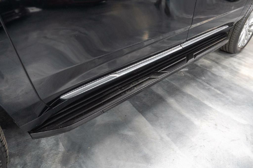 2022 Cadillac Escalade Image 35