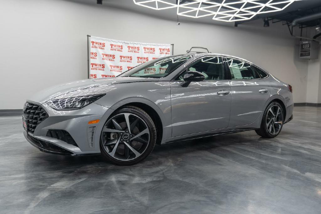 2023 Hyundai Sonata Image 2