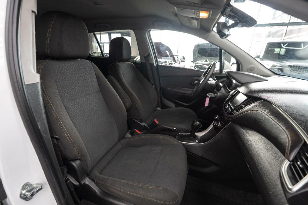 2021 Chevrolet Trax Image 15