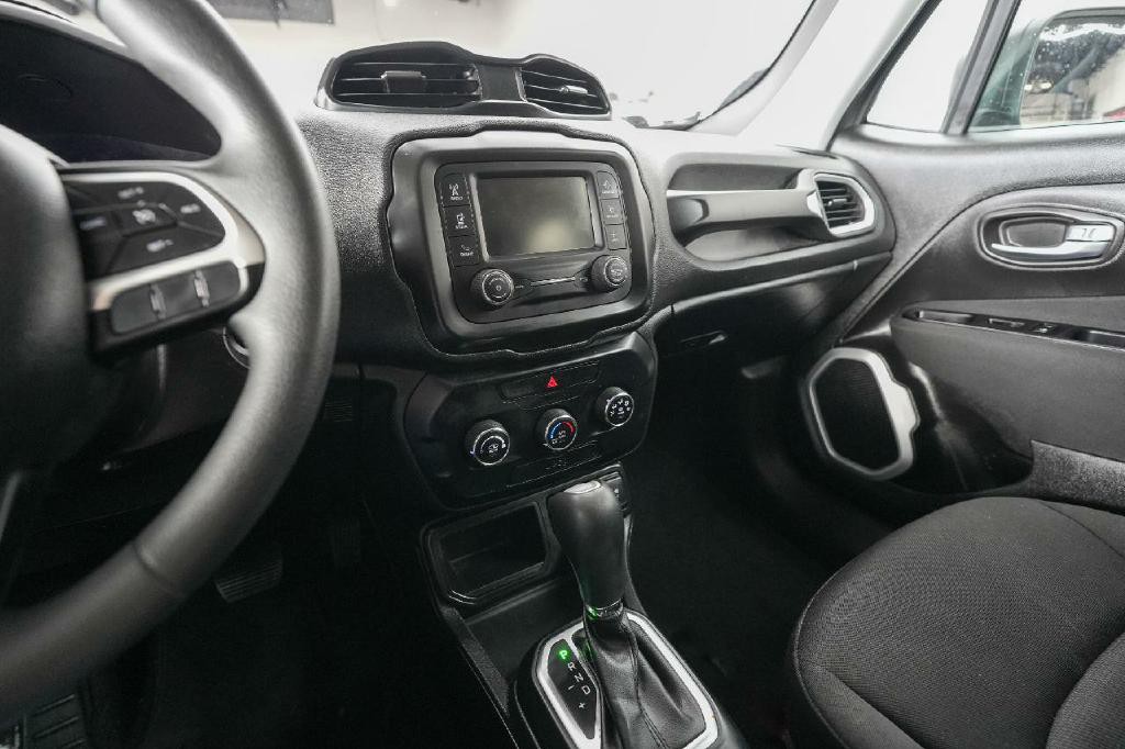 2020 Jeep Renegade Image 21