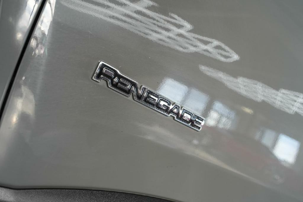 2020 Jeep Renegade Image 24